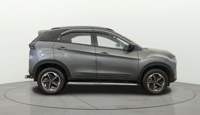 2023 Tata NEXON FEARLESS 1.2 REVOTRON 6 MT DT, Petrol, Manual, 25,308 km, Right Side View