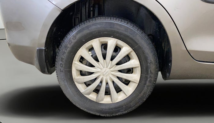 2015 Maruti Swift Dzire VXI, Petrol, Manual, 49,860 km, Right Rear Wheel