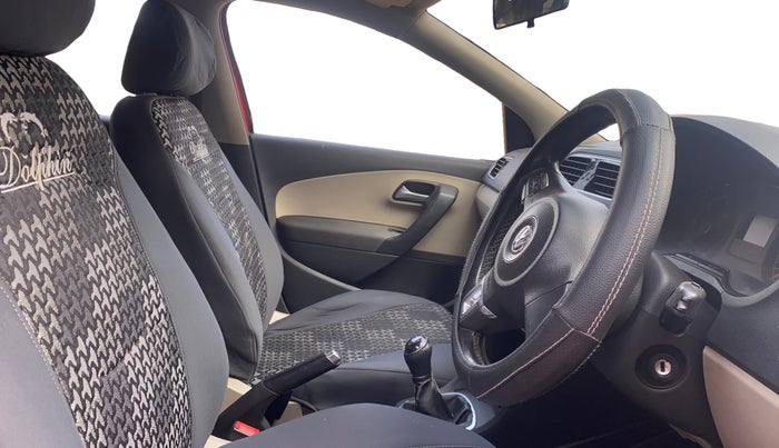 2013 Volkswagen Polo HIGHLINE DIESEL, Diesel, Manual, 1,47,745 km, Right Side Front Door Cabin