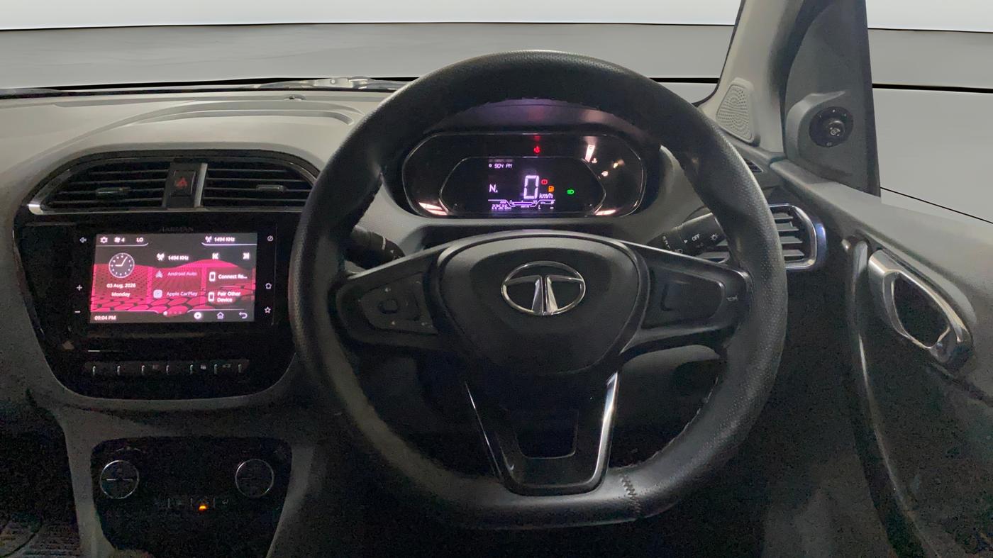 2021 Tata TIGOR XZA PLUS PETROL, Petrol, Automatic, 22,504 km, Steering Wheel Close Up