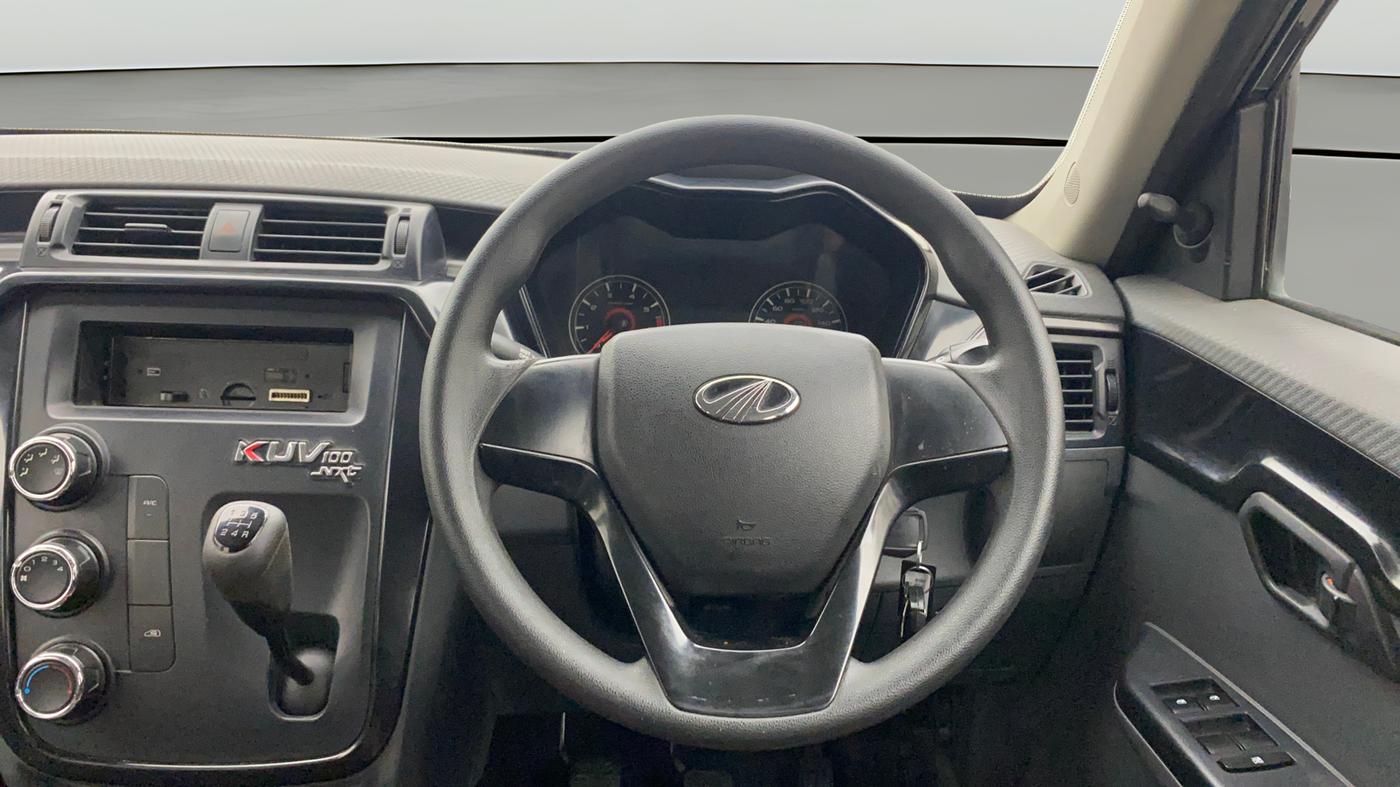 2017 Mahindra Kuv100 K4 PLUS 6 STR, Petrol, Manual, 38,212 km, Steering Wheel Close Up