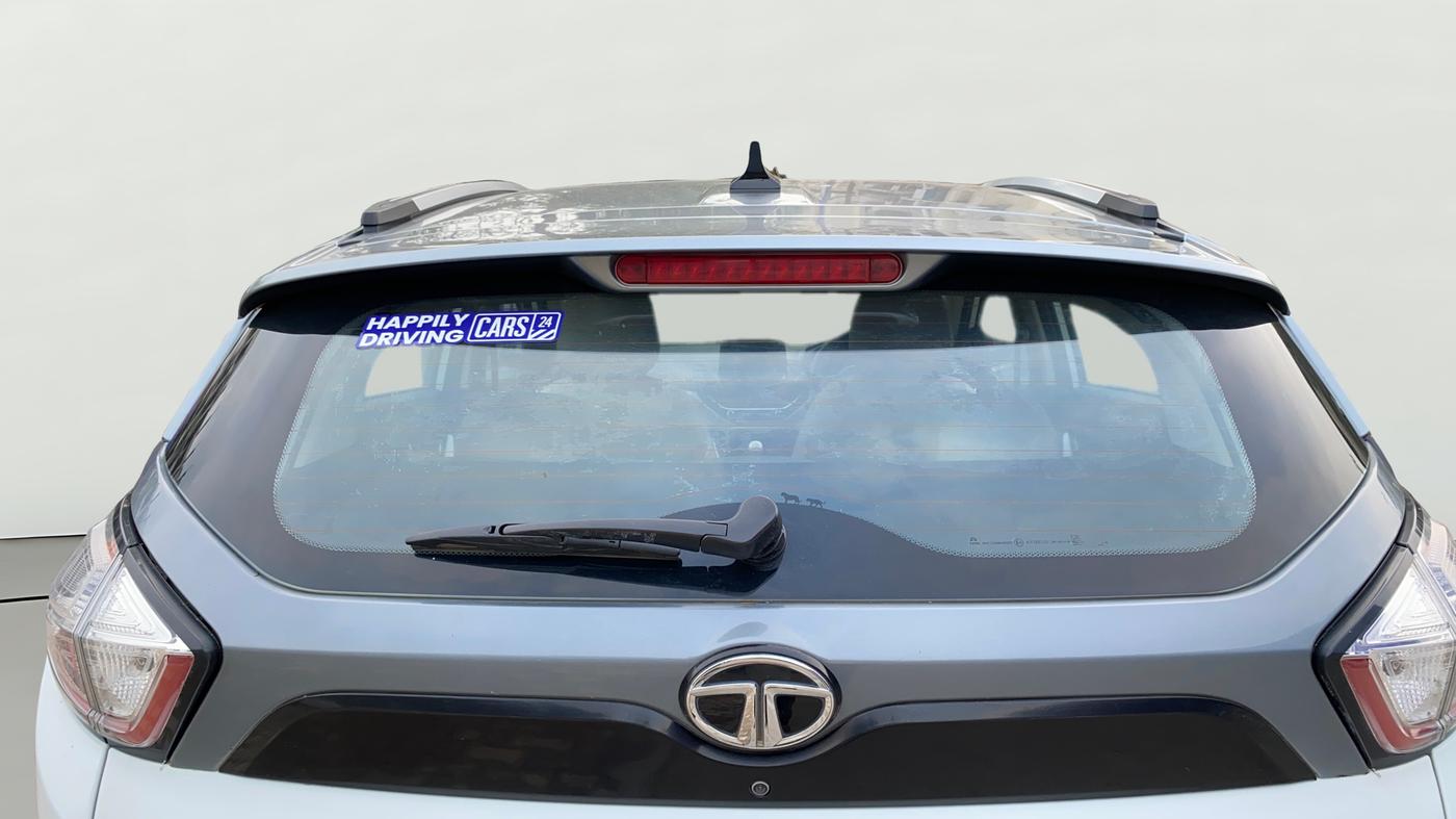 2018 Tata NEXON XZ PLUS PETROL DUAL TONE, Petrol, Manual, 86,988 km, Rear Windshield