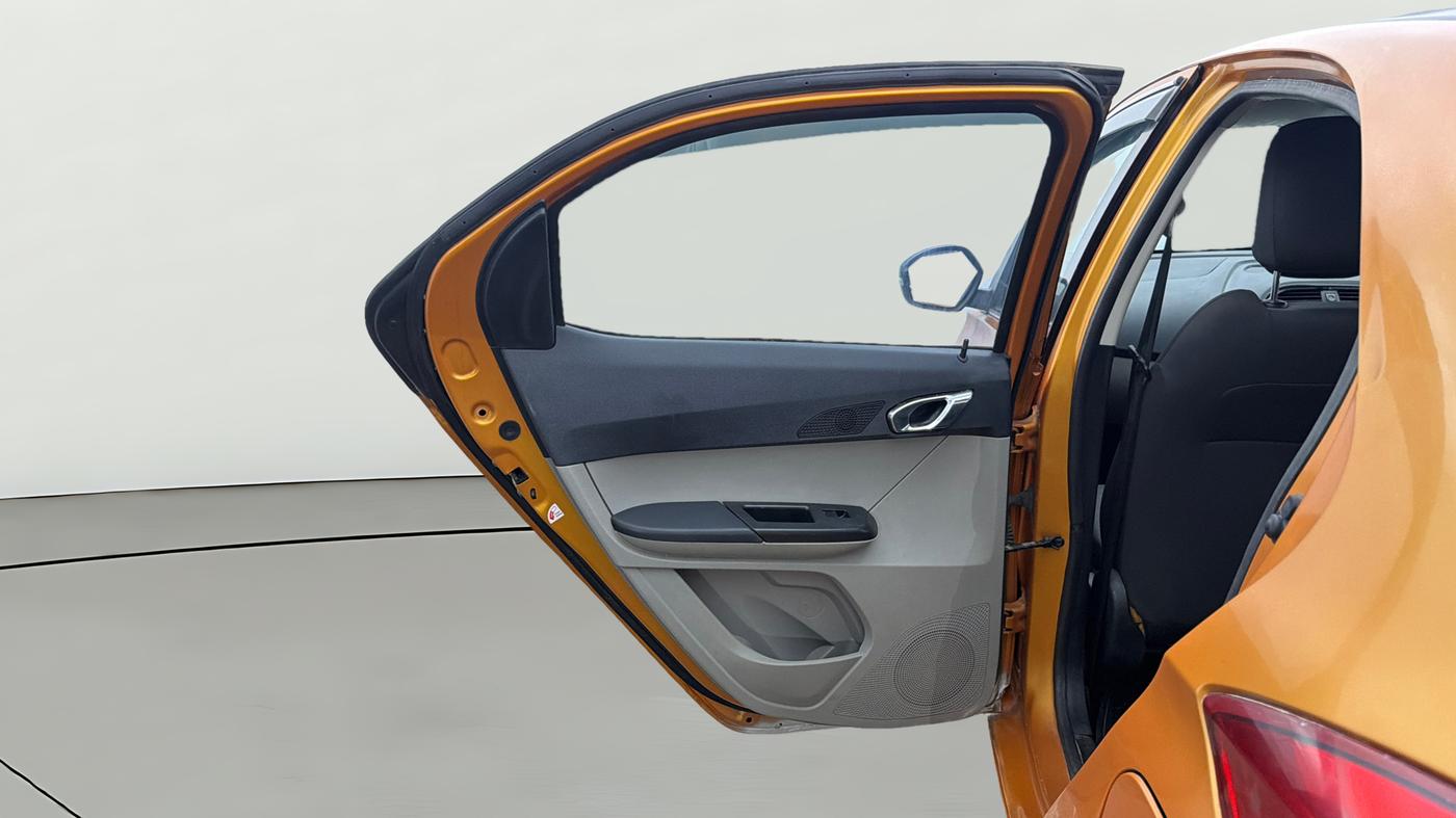 2018 Tata Tiago XZ PETROL, Petrol, Manual, 59,564 km, LHS Rear Door