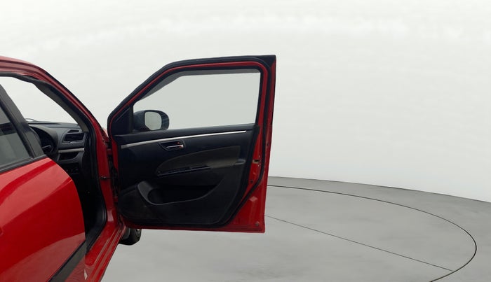 2017 Maruti Swift VDI, Diesel, Manual, 1,07,604 km, RHS Front Door