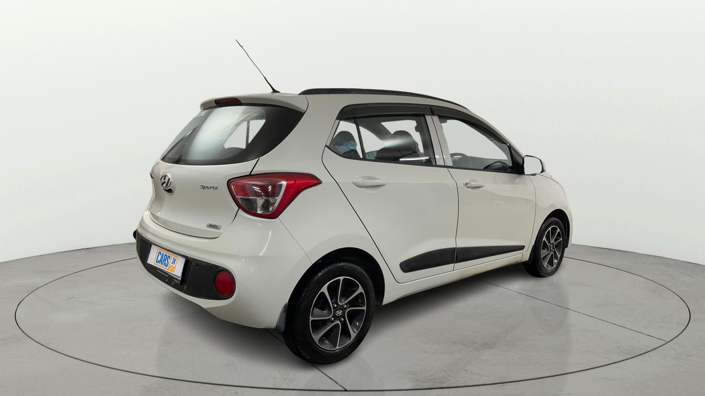 2017 Hyundai Grand i10 SPORTZ (O) AT 1.2 KAPPA VTVT, Petrol, Automatic, 24,817 km, Right Back Diagonal