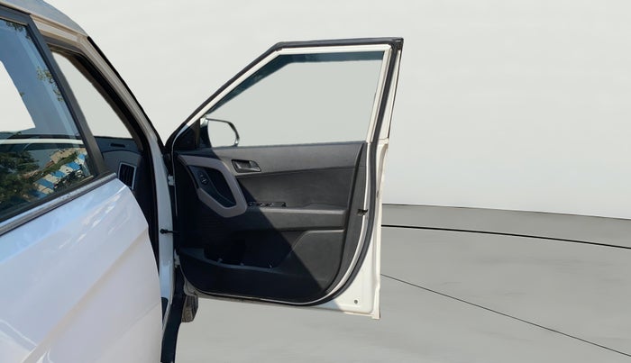 2018 Hyundai Creta E PLUS 1.6 PETROL, Petrol, Manual, 78,443 km, RHS Front Door