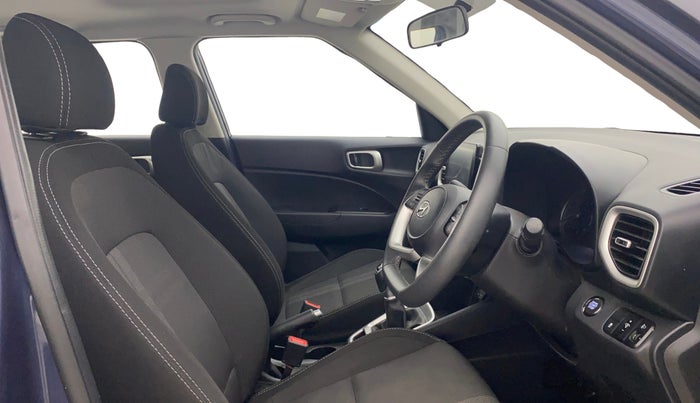 2021 Hyundai VENUE SX 1.5 (O) EXECUTIVE CRDI, Diesel, Manual, 15,975 km, Right Side Front Door Cabin