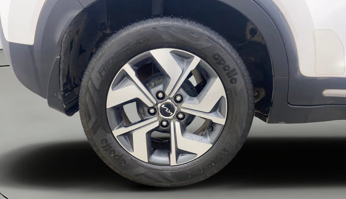 2022 KIA SONET HTX 1.5, Diesel, Manual, 71,501 km, Right Rear Wheel