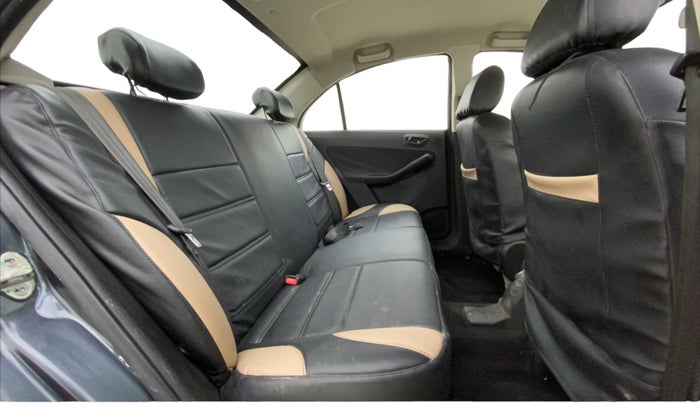 2015 Tata Zest XMS PETROL, Petrol, Manual, 1,27,331 km, Right Side Rear Door Cabin