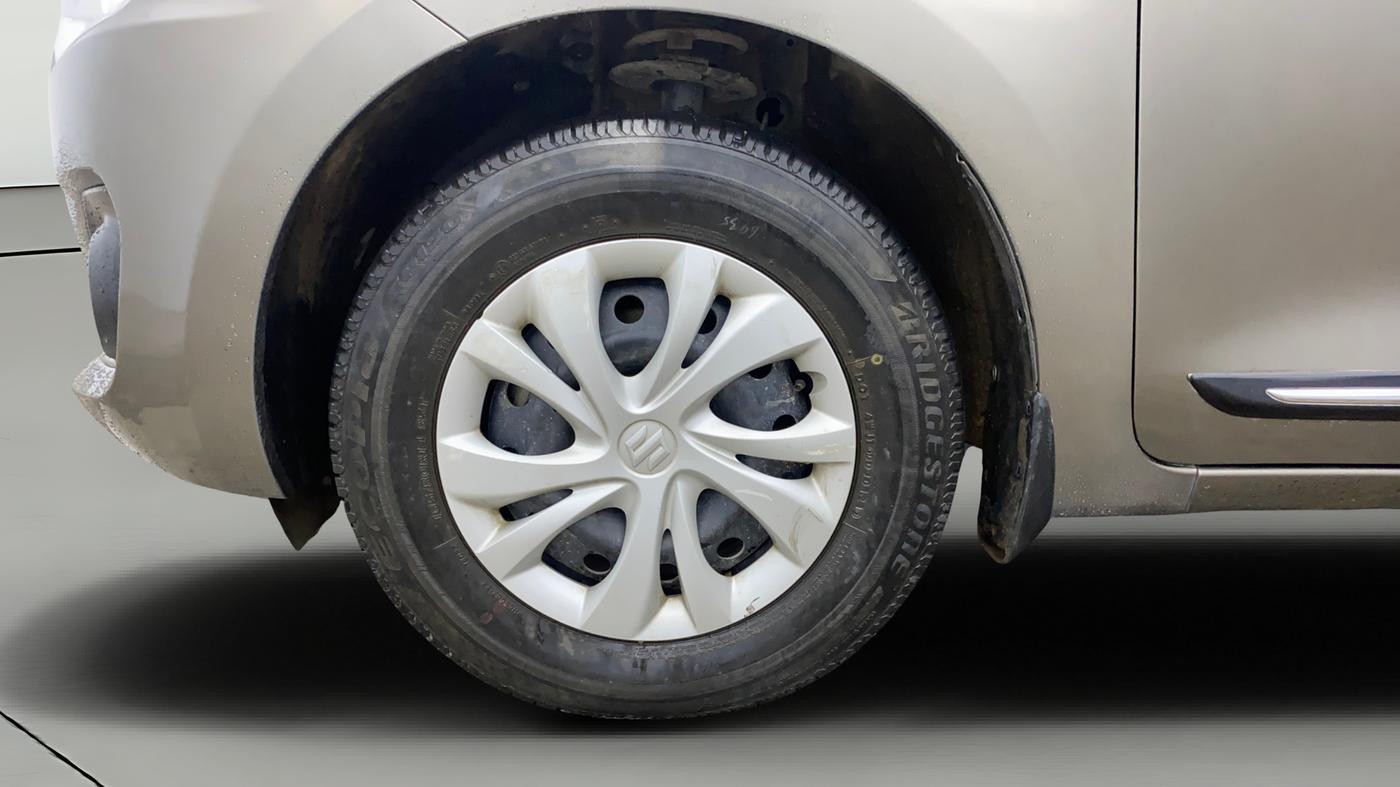 2021 Maruti Swift VXI AMT, Petrol, Automatic, 36,577 km, Left Front Wheel