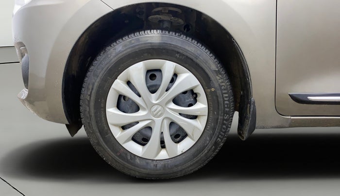 2021 Maruti Swift VXI AMT, Petrol, Automatic, 36,577 km, Left Front Wheel