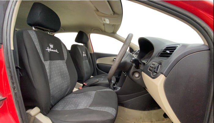 2013 Volkswagen Polo COMFORTLINE 1.2L PETROL, Petrol, Manual, 1,14,886 km, Right Side Front Door Cabin