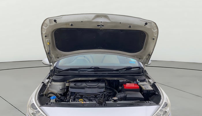 2017 Hyundai Verna 1.6 VTVT SX O, Petrol, Manual, 81,006 km, Open Bonet