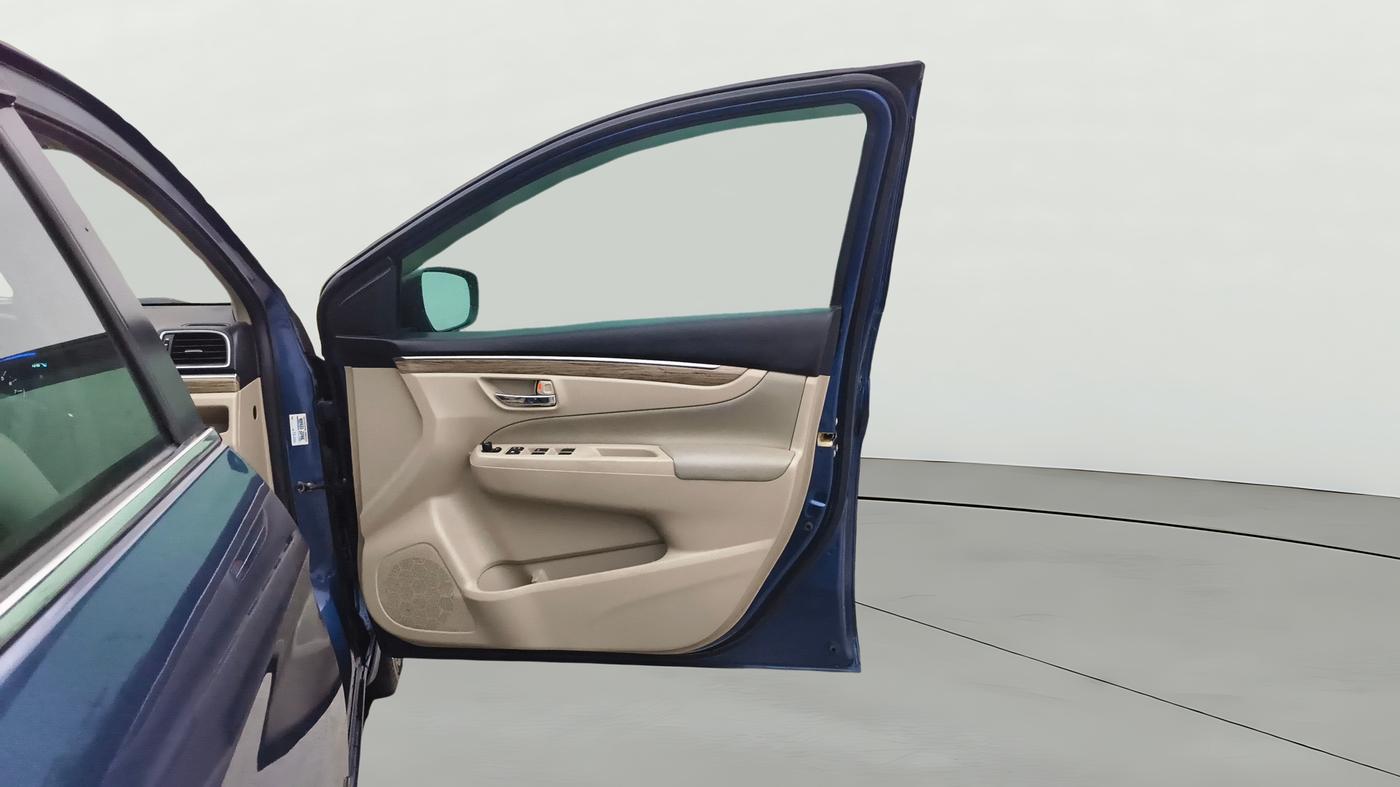 2019 Maruti Ciaz ALPHA 1.5 SHVS PETROL, Petrol, Manual, 87,994 km, RHS Front Door