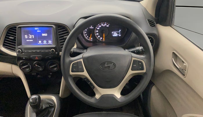 2019 Hyundai NEW SANTRO SPORTZ CNG, CNG, Manual, 63,383 km, Steering Wheel Close Up