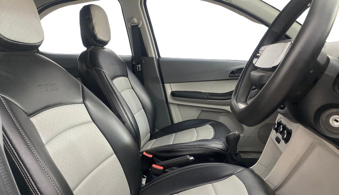 2025 Tata Tiago XT PETROL, Petrol, Manual, 7,527 km, Right Side Front Door Cabin