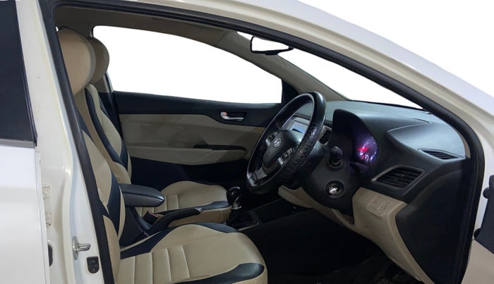 2018 Hyundai Verna 1.6 VTVT SX, Petrol, Manual, 75,000 km, Right Side Front Door Cabin