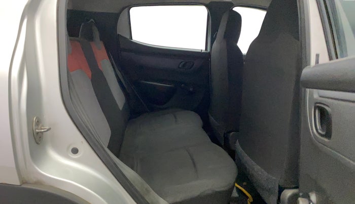 2016 Renault Kwid RXT 0.8, Petrol, Manual, 52,013 km, Right Side Rear Door Cabin