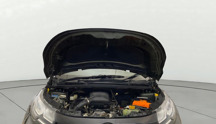 2020 Tata NEXON XMA SUNROOF PETROL, Petrol, Automatic, 75,708 km, Open Bonet