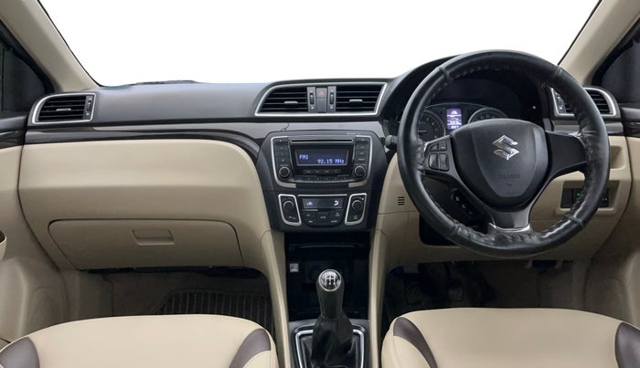 2017 Maruti Ciaz ZETA 1.4  MT PETROL, Petrol, Manual, 54,569 km, Dashboard
