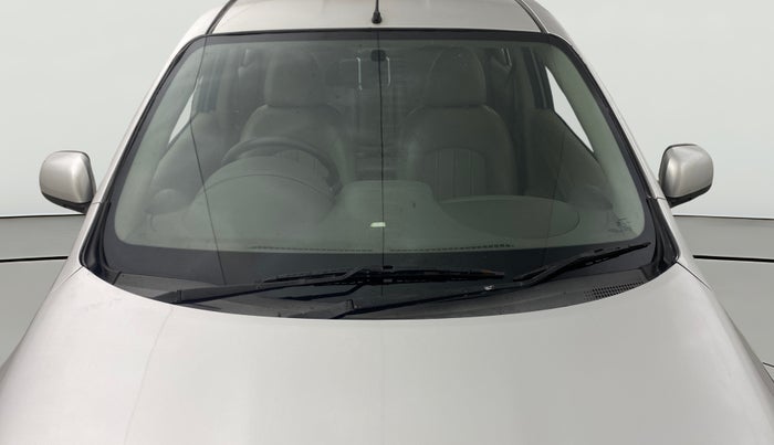 2013 Renault Scala RXZ DIESEL, Diesel, Manual, 50,380 km, Front Windshield