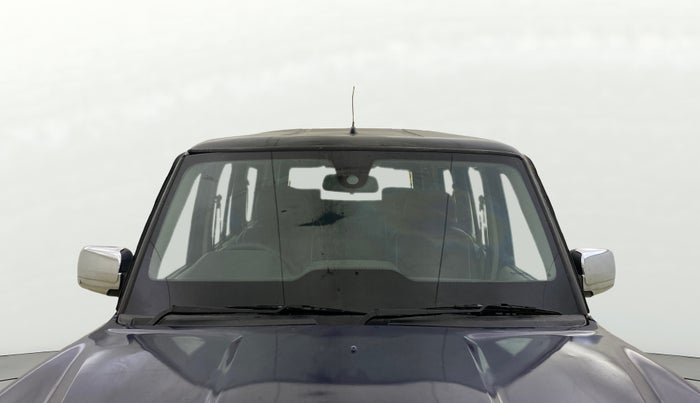 2014 Mahindra Scorpio S10, Diesel, Manual, 1,06,506 km, Front Windshield