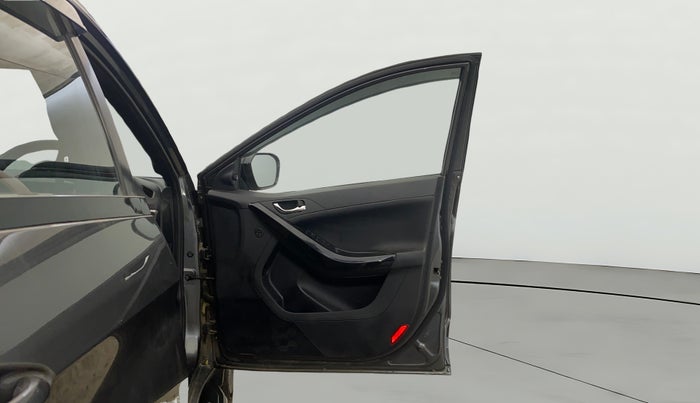 2023 Tata NEXON FEARLESS 1.2 REVOTRON 6 MT DT, Petrol, Manual, 25,308 km, RHS Front Door