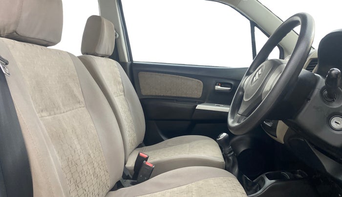 2015 Maruti Wagon R 1.0 VXI, Petrol, Manual, 30,157 km, Right Side Front Door Cabin