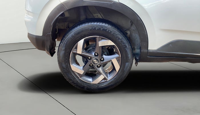 2021 Hyundai VENUE SX 1.0 (O) TURBO, Petrol, Manual, 61,353 km, Right Rear Wheel