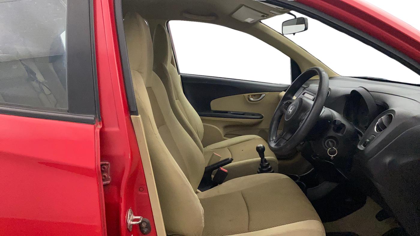 2015 Honda Brio VX MT, Petrol, Manual, 67,927 km, Right Side Front Door Cabin