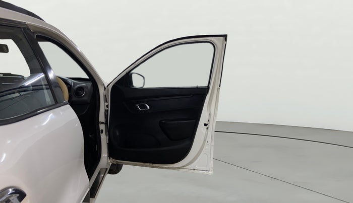 2018 Renault Kwid RXT 1.0 (O), Petrol, Manual, 65,540 km, RHS Front Door