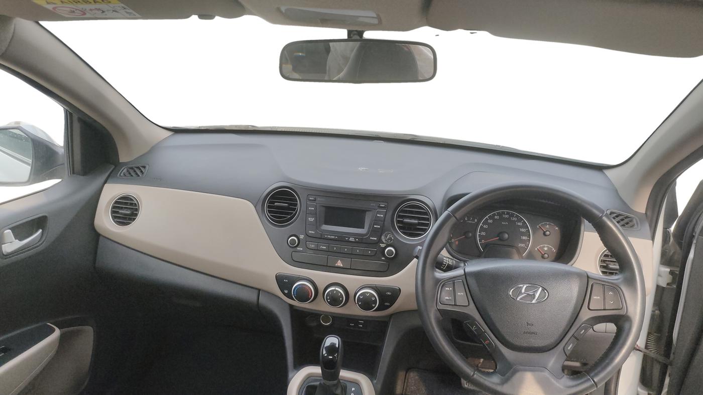 2016 Hyundai Grand i10 ASTA (O) AT 1.2 KAPPA VTVT, Petrol, Automatic, 55,073 km, Dashboard