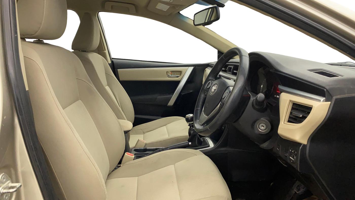 2014 Toyota Corolla Altis G PETROL, Petrol, Manual, 79,913 km, Right Side Front Door Cabin