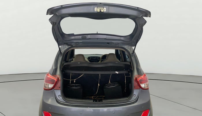 2016 Hyundai Grand i10 MAGNA 1.2 KAPPA VTVT, Petrol, Manual, 44,448 km, Boot Door Open