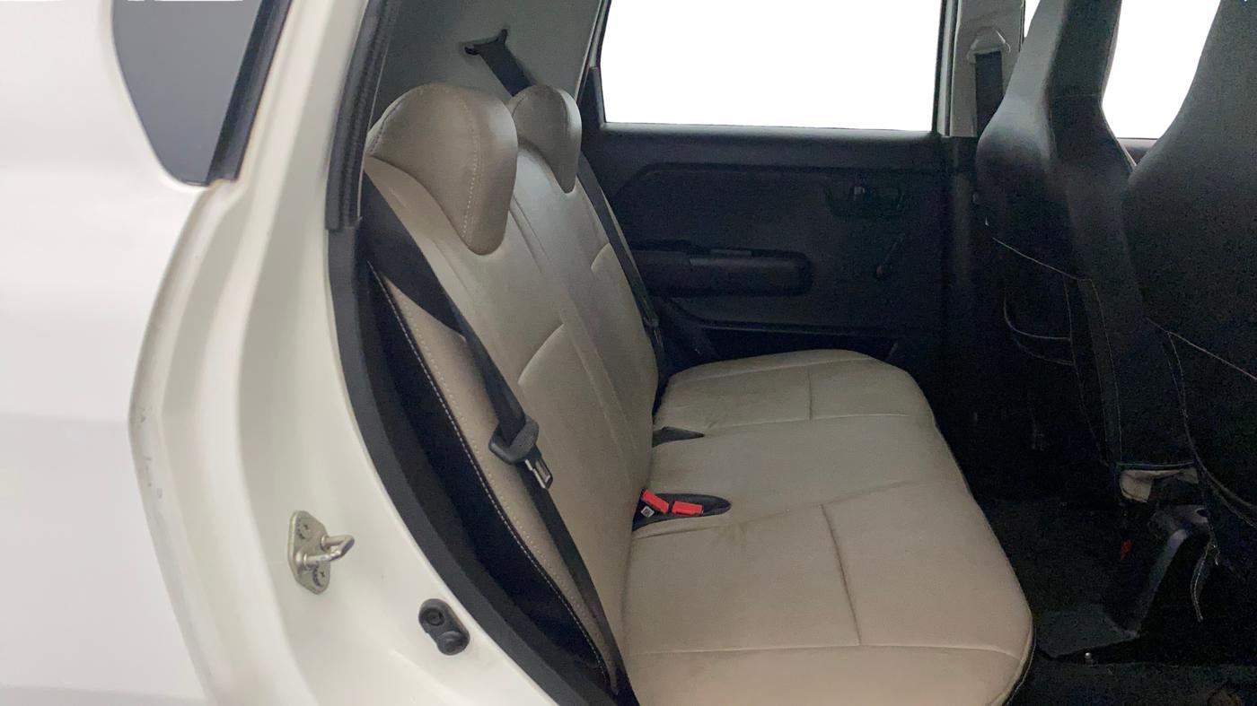 2020 Maruti New Wagon-R LXI CNG 1.0, CNG, Manual, 90,605 km, Third Seat Row ( optional )