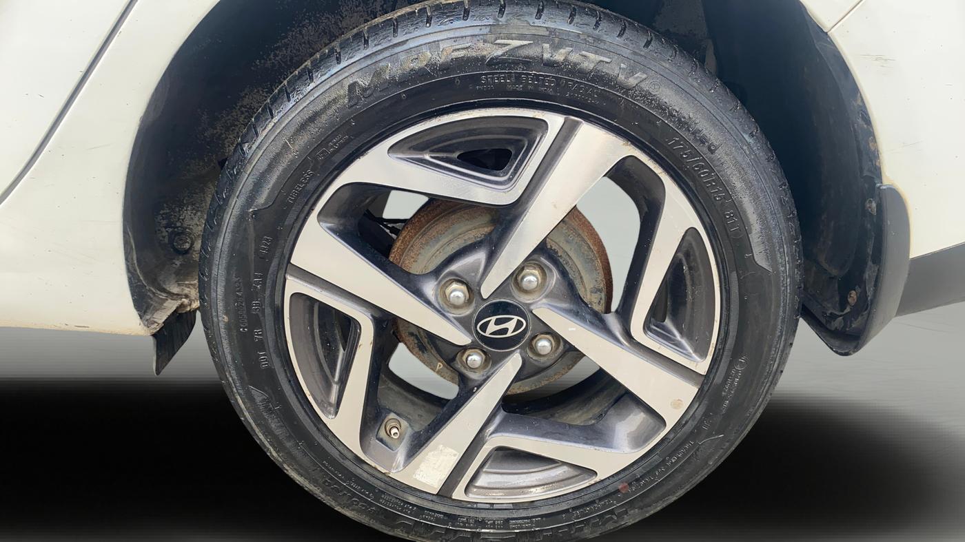 2023 Hyundai AURA SX 1.2, Petrol, Manual, 68,121 km, Left Rear Wheel