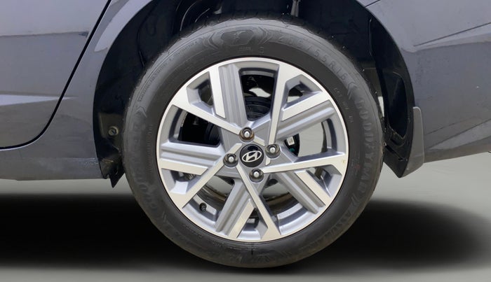 2023 Hyundai Verna SX (O)1.5 VTVT, Petrol, Manual, 1,382 km, Left Rear Wheel