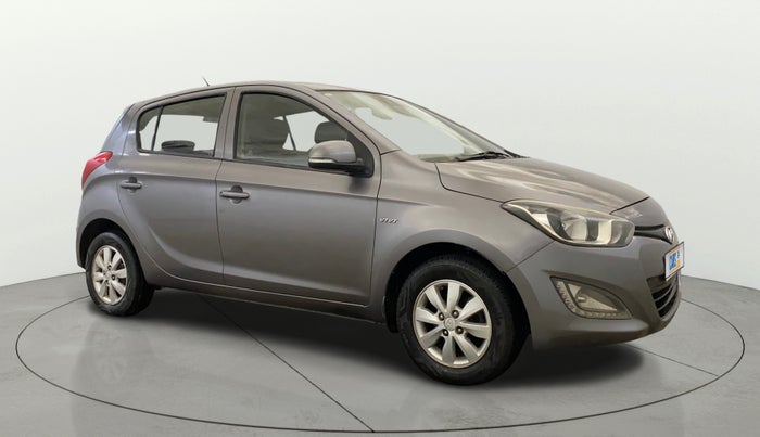 2012 Hyundai i20 SPORTZ 1.2, CNG, Manual, 1,20,834 km, Right Front Diagonal