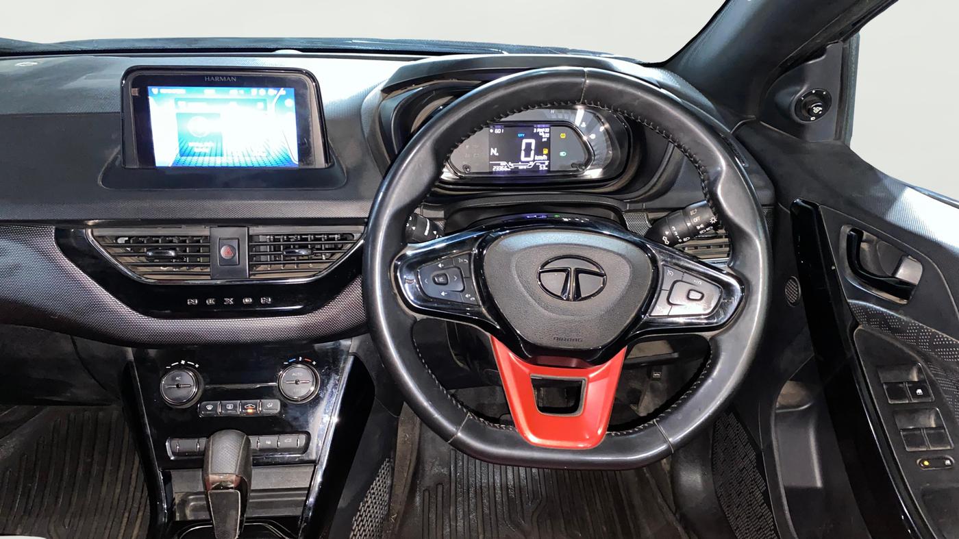 2023 Tata NEXON XZA PLUS LUX SUNROOF DARK PETROL, Petrol, Automatic, 23,369 km, Steering Wheel Close Up