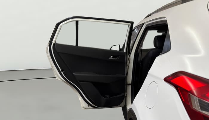 2016 Hyundai Creta SX PLUS AT 1.6 PETROL, Petrol, Automatic, 62,726 km, LHS Rear Door