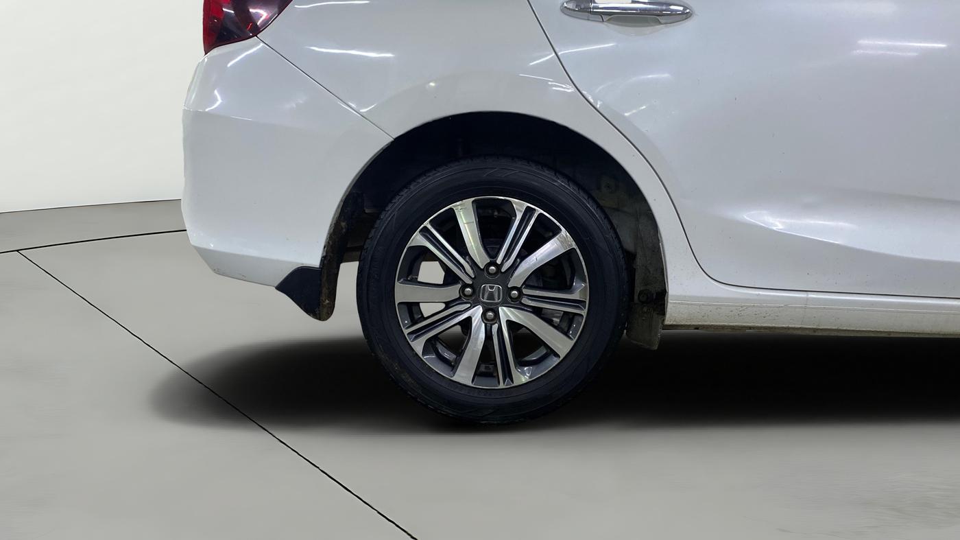 2024 Honda Amaze 1.2L I-VTEC VX CVT, Petrol, Automatic, 14,335 km, Right Rear Wheel