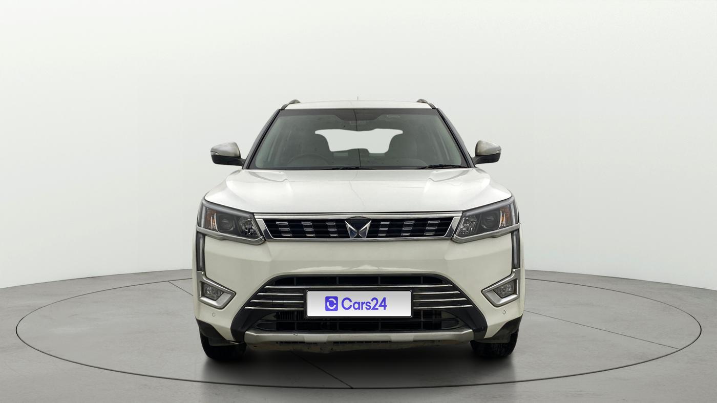 2024 Mahindra XUV300 W8 (O) 1.2 PETROL AMT, Petrol, Automatic, 45,360 km, Front