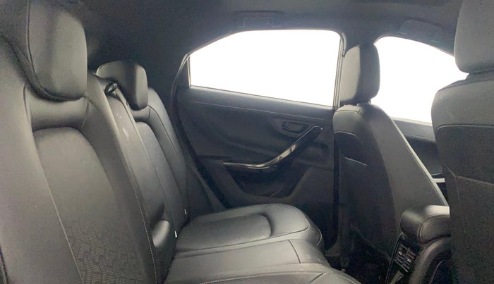 2023 Tata NEXON XZA PLUS LUX SUNROOF DARK PETROL, Petrol, Automatic, 20,080 km, Right Side Rear Door Cabin