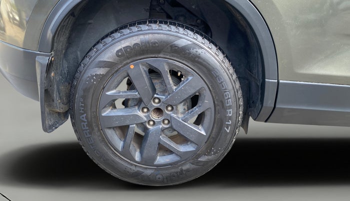 2021 Tata Harrier XZA PLUS CAMO EDITION, Diesel, Automatic, 1,10,516 km, Right Rear Wheel