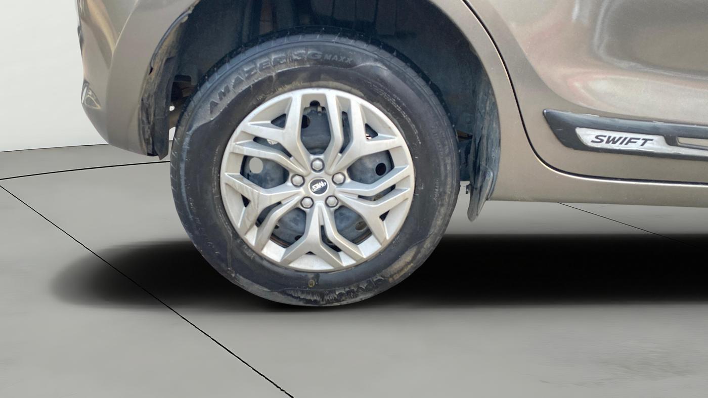 2019 Maruti Swift VXI AMT, Petrol, Automatic, 64,571 km, Right Rear Wheel