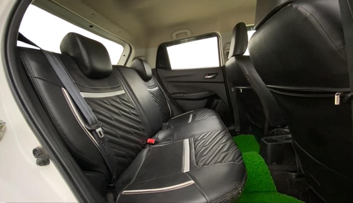 2022 Maruti Swift ZXI, Petrol, Manual, 61,537 km, Right Side Rear Door Cabin
