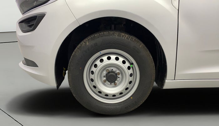 2021 Tata ALTROZ XE PETROL, Petrol, Manual, 36,124 km, Left Front Wheel