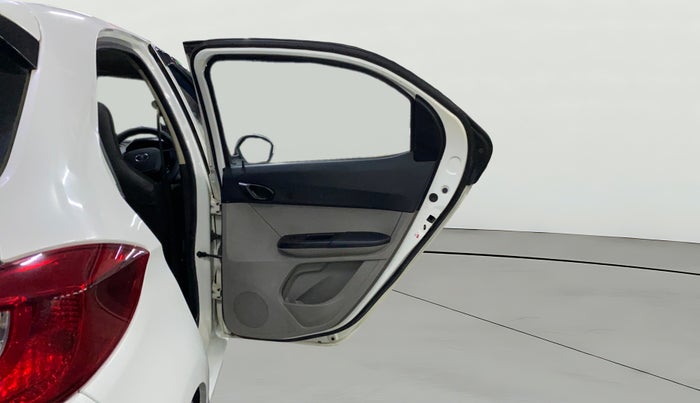 2018 Tata Tiago XT PETROL, Petrol, Manual, 72,901 km, RHS Rear Door