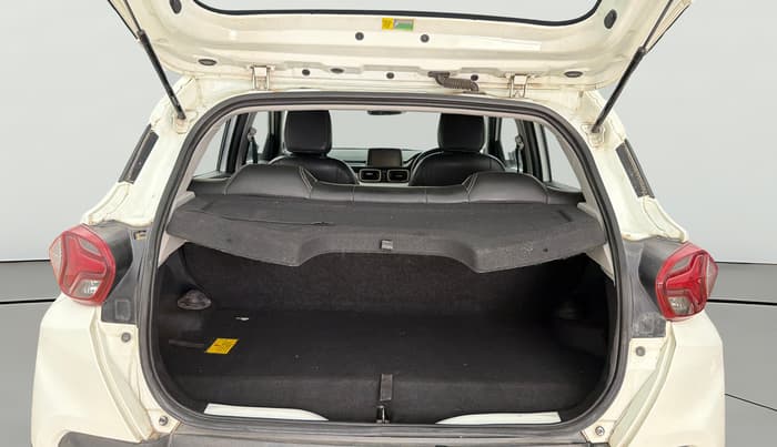 2023 Tata PUNCH ACCOMPLISHED DAZZLE SUNROOF CNG MT, CNG, Manual, 76,917 km, Boot Open Zoomed View