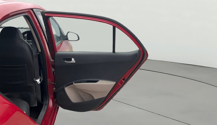 2014 Hyundai Xcent S (O) 1.2, Petrol, Manual, 71,469 km, RHS Rear Door